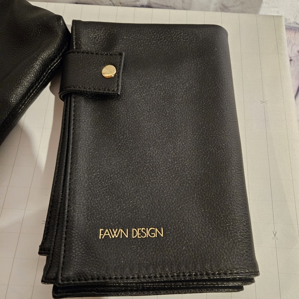 Fawn Design Black Diaper Bag Kit